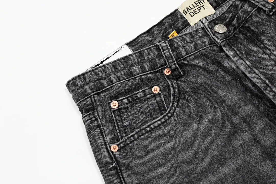 #8102 P260💰 Independent GALLERY DEPT. Vintage splicing black and gray snowflake pattern cross loose washed flared jeans - truly restore the ultimate texture of Vintage - original hardware accessories washed and other elevators, QR code analysis are all purchased from the original factory, high degree of restoration, welcome to compare with a certain product~ - three-dimensional version loose and comfortable, not picky about the figure, tall and slim, factory Seiko, original factory quality control, same style for men and women, can be matched with couples, versatile recommendation Essential jeans for all seasons - sizes: 28 30 32 34 36